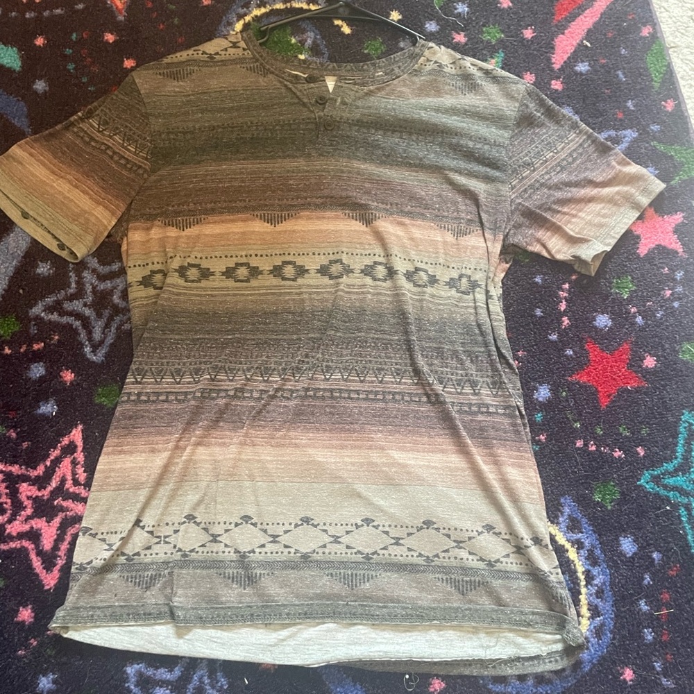 T-shirt MAKE OFFERS